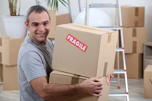 Self storage units in Mordenpark for homes and businesses